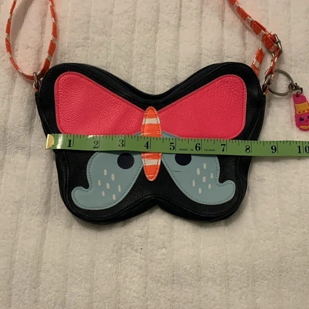 Butterfly Little Girls Purse. Strap Adjusts. From Target. Cute!​​​​​​​​​​​